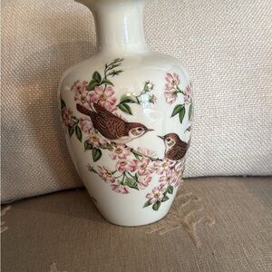 The Lincoln Vase